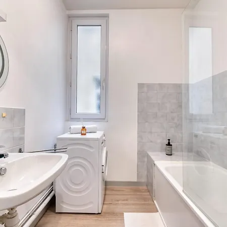 L'onyx - Un Premium En Centre-ville, Gare Sncf A 5 Min, Wifi & Calme Lejlighed Angers